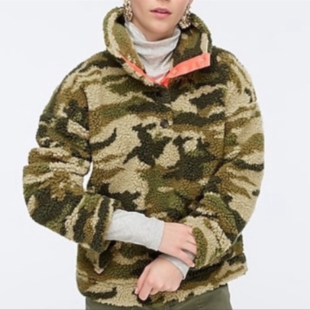J. Crew Snap-collar sherpa sweatshirt in Camo Size XS
